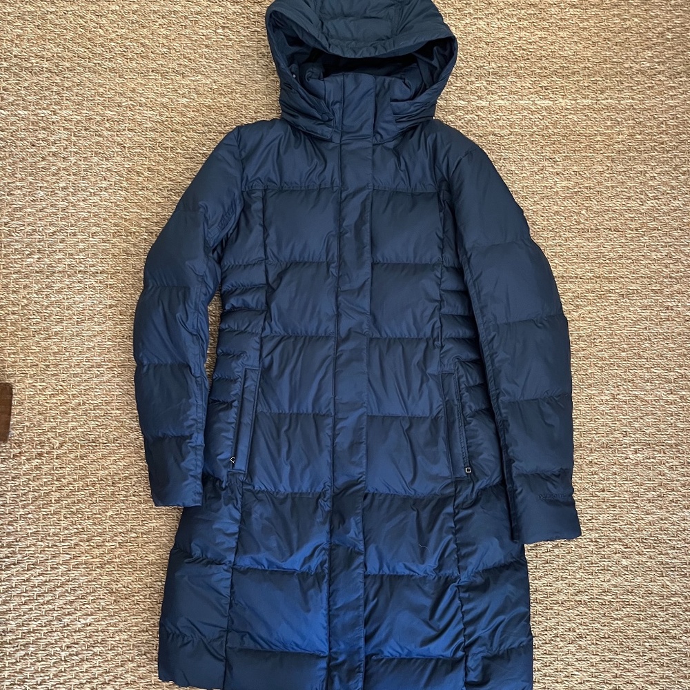 Patagonia Women's Down With It Parka, Navy size Small